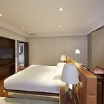 Otel Maison Pic 5*