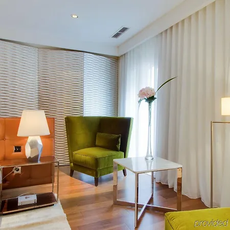 Maison Pic 호텔 5*