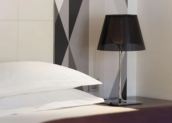 Hotell Maison Pic Valence (Drome)