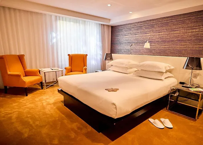 Maison Pic Hotell 5*